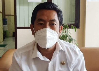 Kepala Dinas Pemberdayaan Masyarakat dan Desa, Rully Wahyu Prasetyowanto saat ditemui di Kantornya, Rabu (27/10/2021). (Foto: ma'ruf/gopos.id)