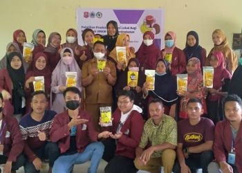 Mahasiswa KKN Tematik UNG