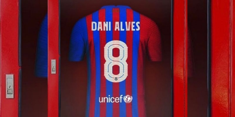 jersey nomor punggung Dani Alves. Foto instagram @danialves