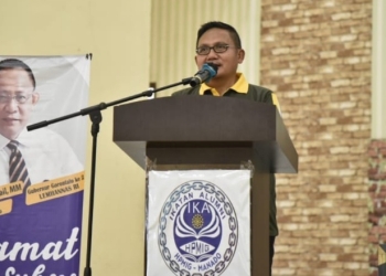 Wali Kota Gorontalo, Marten Taha saat memberikan sambutan pada Musyawarah IKA HPMIG. Foto (Diskominfo Kota Gorontalo