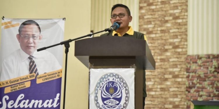 Wali Kota Gorontalo, Marten Taha saat memberikan sambutan pada Musyawarah IKA HPMIG. Foto (Diskominfo Kota Gorontalo