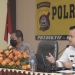 Wakil Wali Kota Gorontalo, Ryan Kono saat menghadiri Rapat koordinasi dalam rangka percepatan vaksinasi sekaligus penyelarasan data pada aplikasi KPCPEN & manual di Mapolres Gorontalo Kota. Senin (22/11/21). Foto (Diskominfo Kota Gorontalo