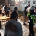 Tim gabungan Polres Gorontalo Kota, TNI, dan Satpol PP melakukan patroli penerapan prokes di sejumlah kafe, rumah makan, dan kedai di wilayah Kota Gorontalo, Sabtu (30/10/2021) malam. (istimewa)