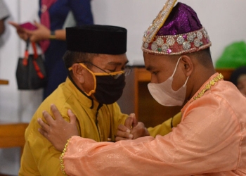 Prosesi ijab kabul pernikahan Ocong, salah seorang tahanan di Lapas Kelas IIA Gorontalo, Sabtu (20/11/2021). (humas Lapas)