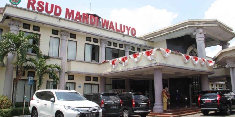 Rumah Sakit Mardi Waluyo Kota Blitar (tampak dari depan). (Foto: Covid19.blitarkota.go.id)