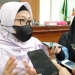 Ketua Komisi II DPRD Provinsi Gorontalo, Espin Tulie saat diwawancarai awak media, Selasa (9/11/2021) (muhajir/gopos)