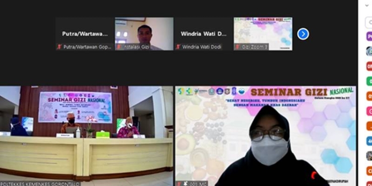 Pelaksanaan seminar dalam rangka (HKN) Ke-57 Jurusan Gizi oleh Poltekkes Gorontalo Bersama Dinas Kesehatan Provinsi Gorontalo dengan tema "Sehat Negeri Tumbuh Indonesiaku" melalui zoom meeting, Selasa (30/11/2021).
(Tangkapan Layar)
