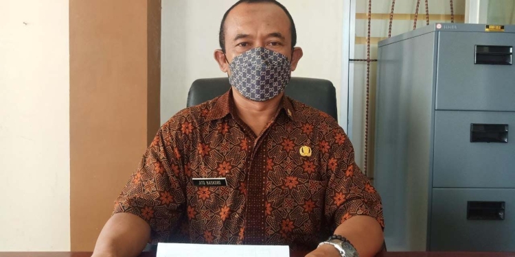 Sekretaris Disperdagin Kota Blitar, Jito Baskoro saat ditemui di kantornya, Jum'at (19/11/2021). (Foto: Ma'ruf/gopos.id)