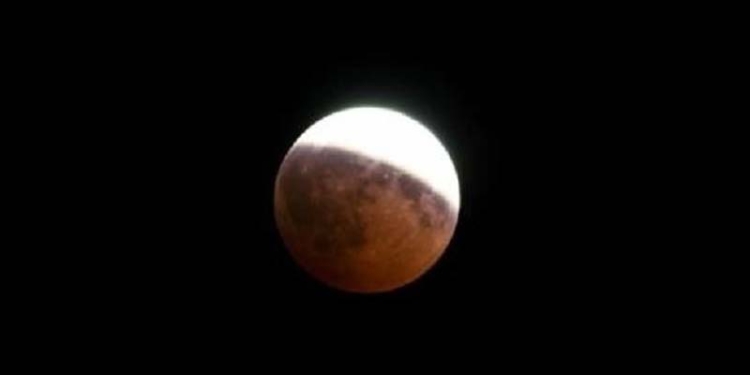 Gerhana bulan. (Foto dok. kompas.com)