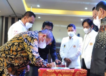 Tuan Rumah PON