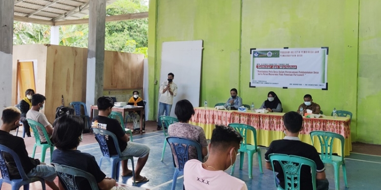 Workshop dan Seminar pemetaan desa di Desa Tunggulo, Kecamatan Limboto Barat, Kabupaten Gorontalo yang dilaksanakan oleh Mapala Alaska Fakultas Teknik UNG. (istimewa)
