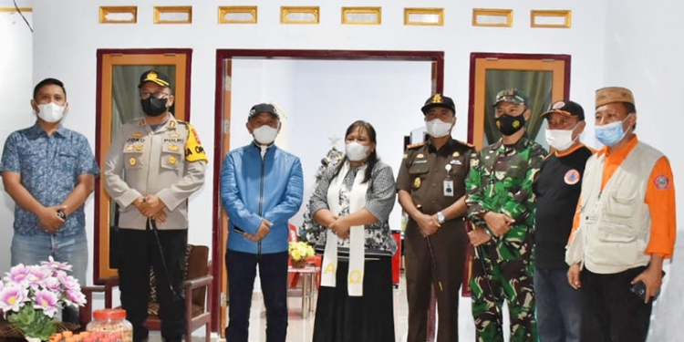 Forum Komunikasi Pimpinan Daerah (Forkopimda) melakukan kunjungan ke sejumlah tempat ibadah dan pemuka agama dalam rangka memastikan keamanan menjelang perayaan ibadah natal, Jumat (24/12/2021). (Istimewa)