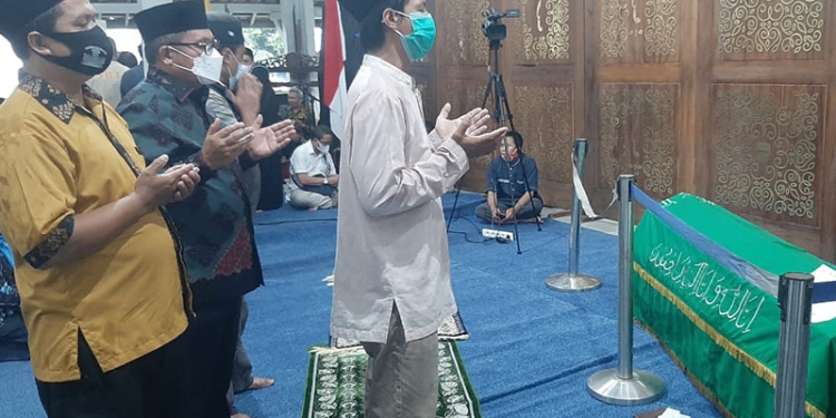 Wali Kota Gorontalo Turut Berduka Meninggalnya Wali Kota Bandung