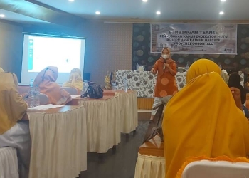 Pelaksanaan Bimbingan Teknis Penyusunan Kamus Indikator Mutu di Hotel New Rahmat Kota Gorontalo. foto istimewa