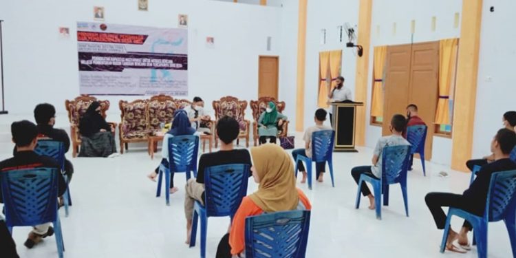 Pembukaan program pelatihan penanganan bencana pada pengabdian Senat mahasiswa Fakultas Teknik UNG di Desa Molintogupo, Kecamatan Suwawa Selatan, Kabupaten Bone Bolango, Sabtu (18/9/20210) (istimewa)