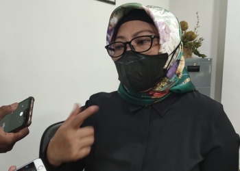 Ketua Komisi II DPRD Provinsi Gorontalo, Espin Tulie, Senin (13/12/2021) (istimewa)