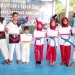 KEJURAAN UKT TAEKWONDO PROVINSI GORONTALO - Beberapa atlit taekwondo Kabupaten Gorontalo saat menerima piagam penghargaan di kejuaraan UKT Se-provinsi Gorontalo, di Aula Rumah Pribadi Ketua Komite Olahraga Nasional Indonesia (KONI) Kabupaten Gorontalo, dr. Irawan Huntoyungo. (Foto: Istimewa)