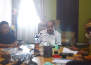 Ketua DPRD Kabupaten Bone Bolango, Halid Tangahu. (Foto: Putra/Gopos)