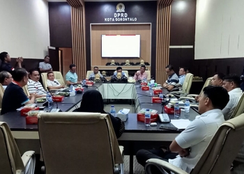 Rapat usulan perubahan struktur alat kelengkapan DPRD Kota, Sabtu (22/1/2022) Foto : Sari gopos