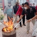 Kanwil Kemenkumham Gorontalo saat Musnahkan Ratusan Barang Sitaan Hasil Penggeledahan Lapas. (Foto: Humas Lapas Kelas IIA Gorontalo)
