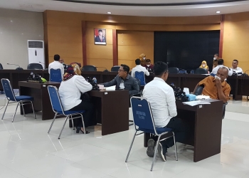 Proses Fit and Proper Test yang diselenggarakan oleh Komisi I DPRD Provinsi Gorontalo, Senin (10/1/2022) (gopos)