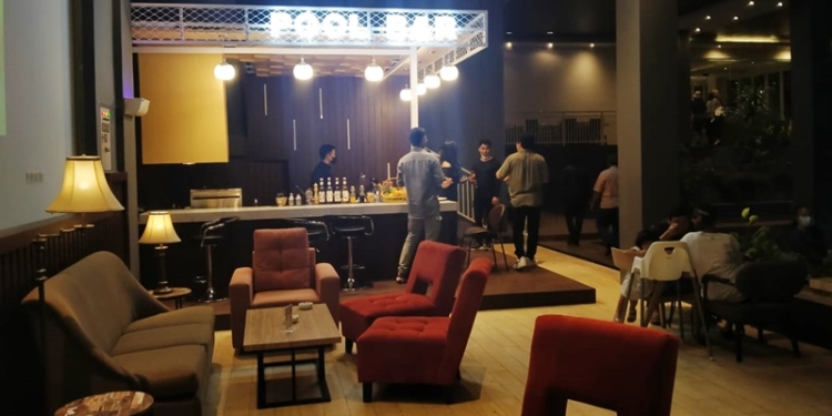 Pool Bar Aston Gorontalo