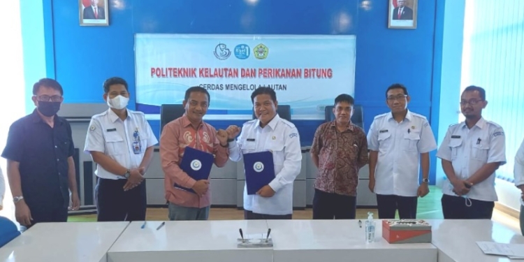 FPIK UNG berkolaborasi dengan Politeknik Kelautan dan Perikanan Bitung yang ditandai dengan penandatanganan perjanjian kerja sama, Senin (10/1/2022) (istimewa)