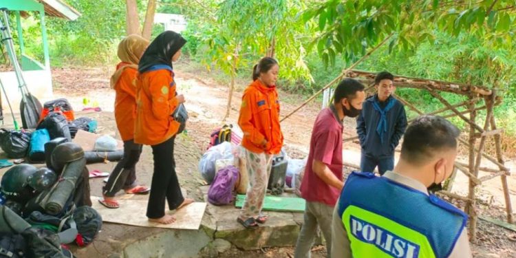 Aktivittas Diksar Mapala Gema Persada UMP. (Foto dok. Suara.com)