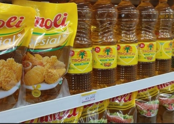 Ilusatrasi minyak goreng yang turun di pasaran. foto istimewa