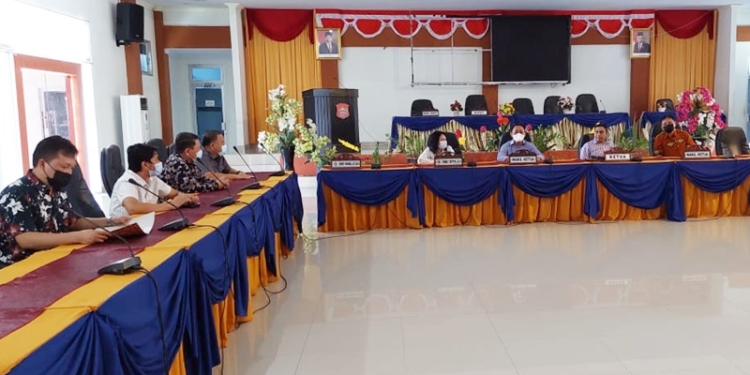 kunjungan kerja yang di laksanakan oleh Dekab Tomohon ke Dekab Bone Bolango di gedung Dekab Bone Bolango, Selasa (25/1/2022). (Foto: Istimewa)