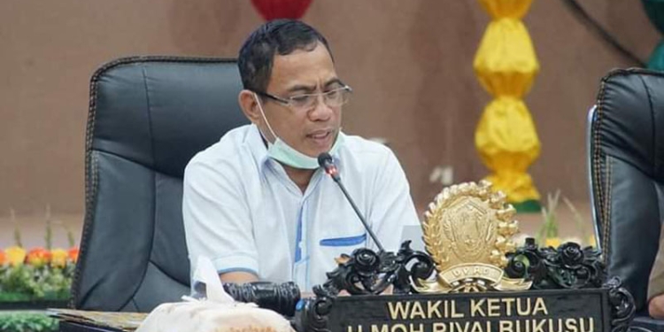 Wakil Ketua DPRD Kota Gorontalo, Rivai Bukusu.
