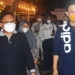 Wali Kota Gorontalo, Marten Taha bersama Wakil Wali Kota Gorontalo, Ryan Kono saat mengunjungi tempat kuliner yakni Tamendao Beach di Kelurahan Leato Utara, Kecamatan Dumbo Raya, Kota Gorontalo, Sabtu (5/2/2022). (Foto: Putra/Gopos)