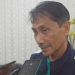 Bupati Gorontalo, Nelson Pomalingo saat diwawancarai awak media di ruang kerjanya. (Putra/Gopos)