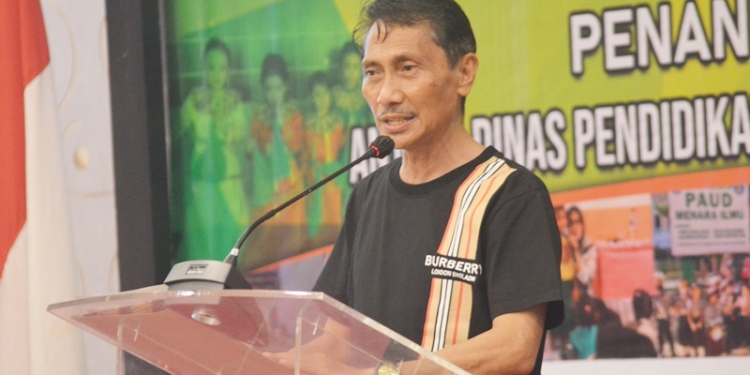 Bupati Gorontalo Nelson Pomalingo. (Foto: Putra/Gopos)
