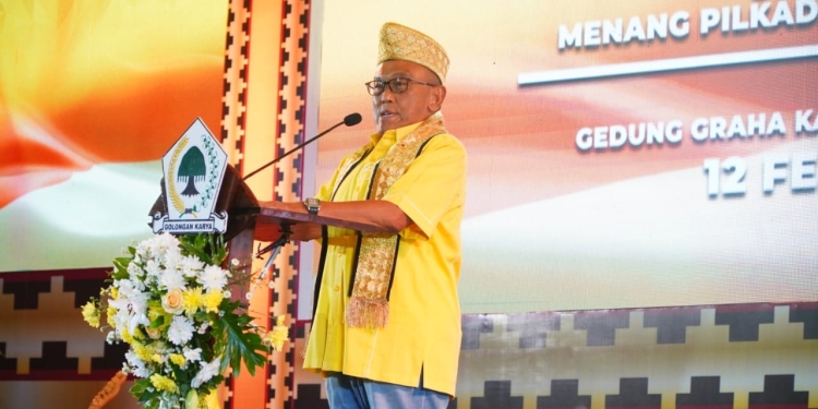 Ketua Dewan Pembina DPP Golkar, Aburizal Bakrie memberikan arah kepada kader Golkar dalam Forum Rakerda Golkar Lampung, Sabtu (12/2/2022) di Graha Karya Utama, Kota Bandar Lampung (dok. DPP Golkar)