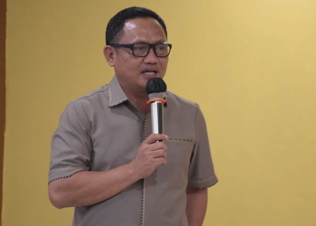 Irwan Hunawa, Aleg DPRD Kota Gorontalo, hadiri Musrembangda tingkat Kecamatan Kota Barat, Kota Gorontalo. Dirinya minta Pendapatan Daerah ditingkatkan. Senin (14/2/2022) foto : Humas Dekot