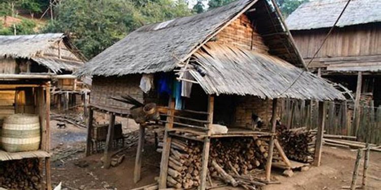 Ilustrasi rumah warga miskin.
