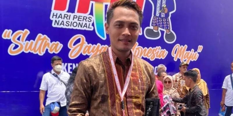 Helmi Rasid
