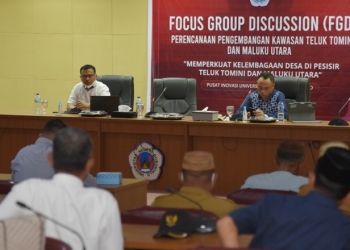 Sekolah Desa UNG yang digelar untuk meningkatkan kapasitas Aparat Desa Pesisir Teluk Tomini dan Maluku Utara (dok. UNG)