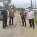 Anggota DPRD Provinsi Gorontalo Dapil Kabupaten Gorontalo B meninjau langsung kondisi Jalan Mulyonegoro Karyamukti (muhajir/gopos)