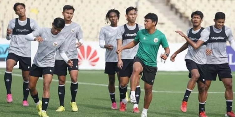 Skuad Timnas Indonesia U-23 sedang menjalani latihan pemulihan (suara.com)