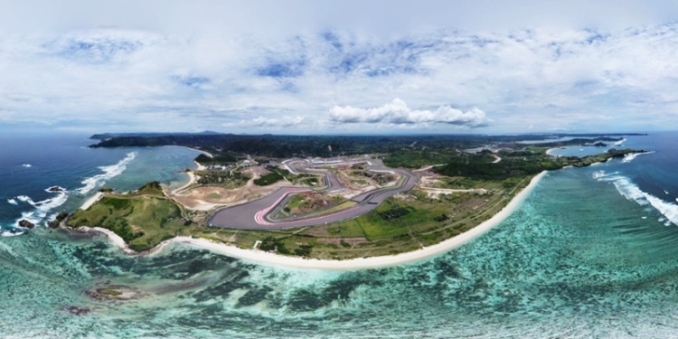 Foto Sirkui Mandalika diambail dari atas. (Foto: Twitter @MotoGP)