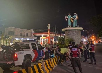 Anggota kepolisian sedang amankan para pelaku balap liar di wilayah Kota Gorontalo. Kamis (10/2/2022). (Foto: istimewa)