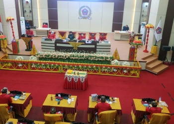 Suasana rapat Paripurna DPRD Kabupaten Pohuwato dalam rangka menyambut HUT Kabupaten Pohuwato ke 19, Jum'at (25/02/2022). (Yusuf/Gopos)