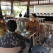 Gubernur Gorontalo Rusli Habibie menerima audiensi dari PT PLN Gas dan Geothermal di Vila Kencana, Kecamatan Botumoito, Kabupaten Boalemo, Selasa (8/2/2022). Mereka menyampaikan rencana peresmian konversi penggunaan bahan bakar PLTG Paguat dari solar ke gas. (Foto: Rival/ Kominfotik).