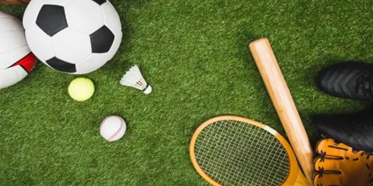 Ilustrasi bola kasti (Elements Envato)