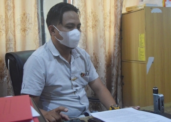 Anggota Unit I Reskrim Polres Bone Bolango, Bripka R Alfadh Kumaunang 
saat dikonfirmasi di Kantor Polres Bone Bolango, Rabu (9/3/2022). (Foto: Putra/Gopos)
