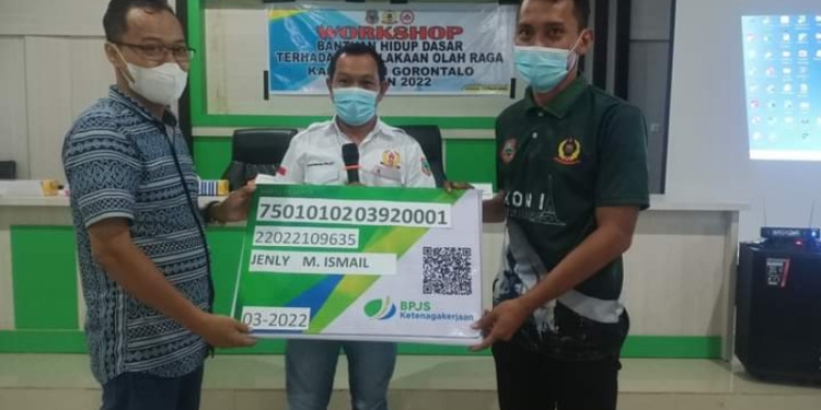 KONI Kabupaten Gorontalo menggelar Workshop 'Bantuan Hidup Dasar Terhadap Kecelakaan Olahraga, di aula Dinas Kesehatan Kabupaten Gorontalo, Minggu (13/3/2022). (Foto: Istimewa)