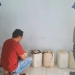 Kepolisian Resor (Polres) Gorontalo berhasil menyita 150 liter minuman keras jenis cap tikus di wilayah Desa Payunga, Kecamatan Batudaa, Kabupaten Gorontalo, Ahad (27/3/2022). (Humas Polres Gorontalo)