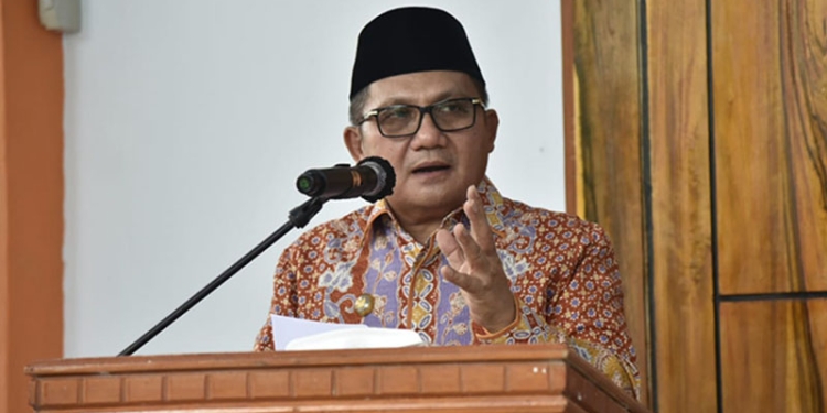 Wali Kota Gorontalo, Marten Taha, meluncurkan pelayanan kelurahan berbasis digital dalam rangka memudahkan pelayanan bagi masyarakat, Jumat (18/3/2022).